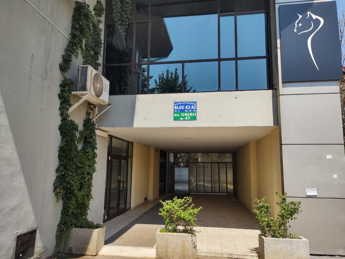 Wenie Apartment By EasyBucureşti Ngoại thất bức ảnh
